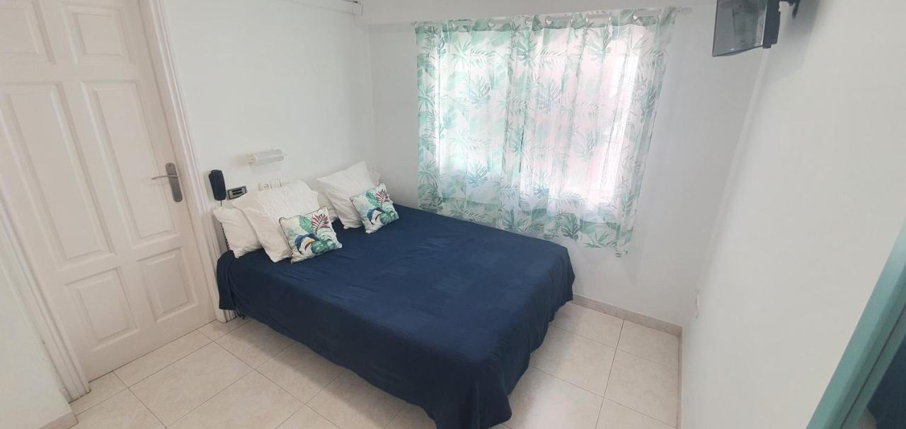 Hugo Beach Hotel & Apartments Gandia Bagian luar foto