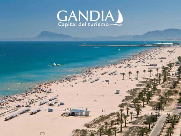 Hugo Beach Hotel & Apartments Gandia Bagian luar foto